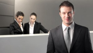 Услуга аренды автомобиля с водителем 2