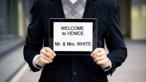 Услуга аренды автомобиля с водителем 2